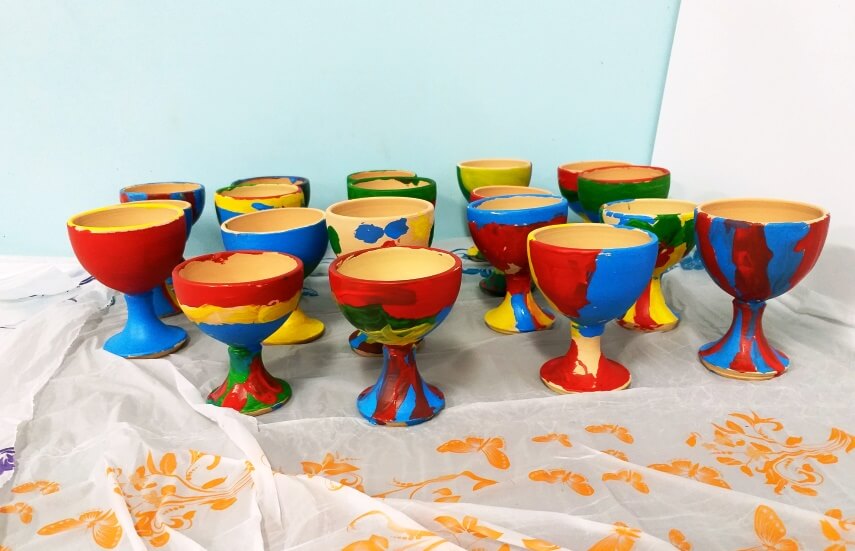 painting clay pots for kids