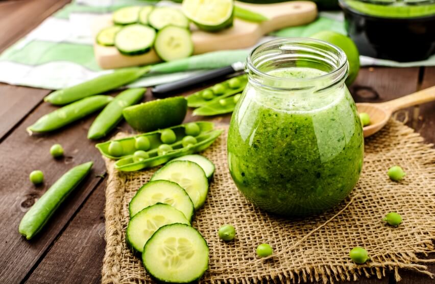 cucumber smoothie with microgreen