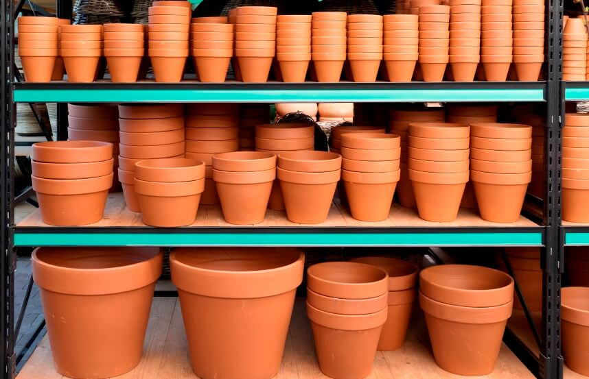 different sizes of Terracotta Pots